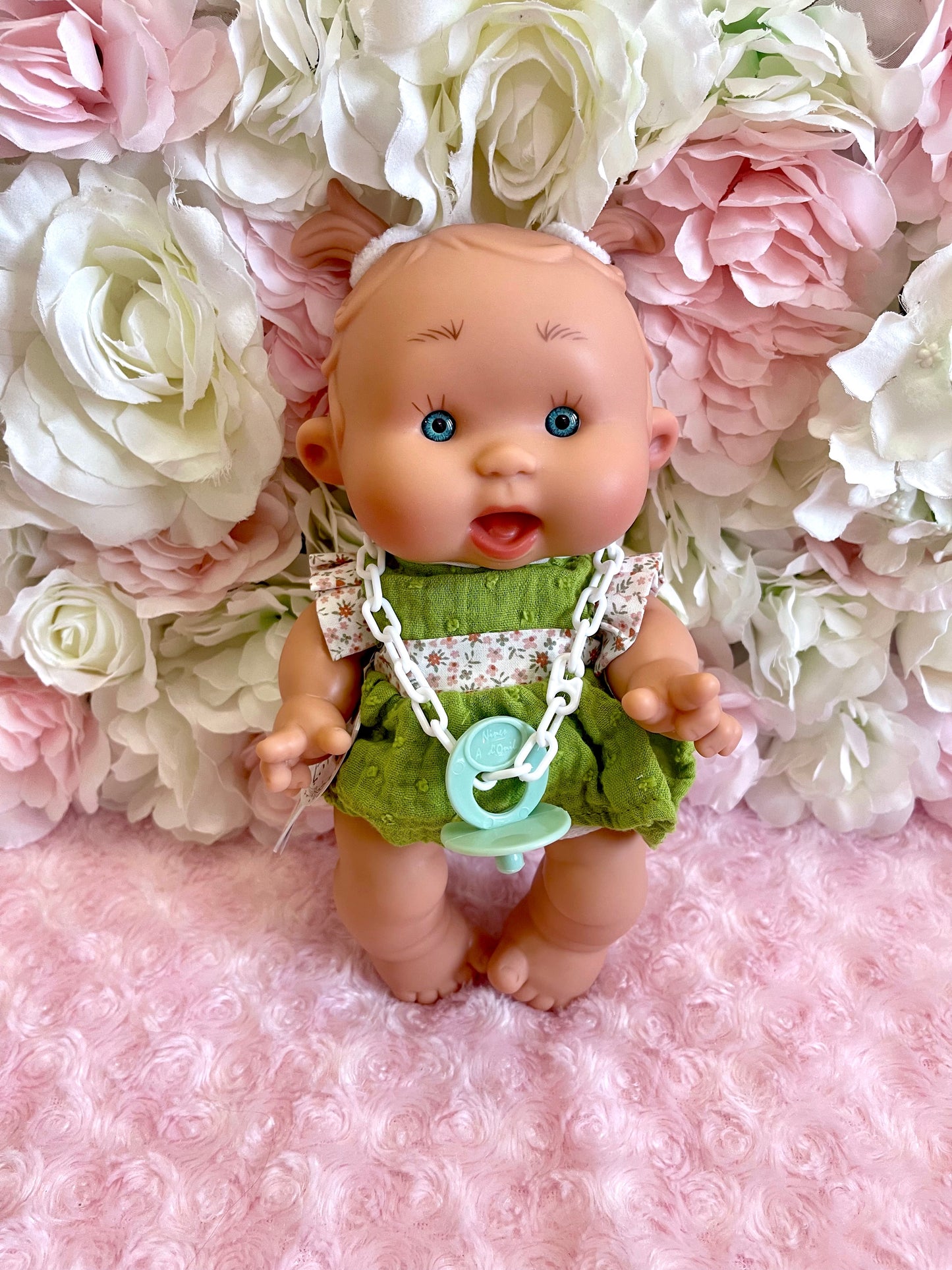 Medium Doll 7