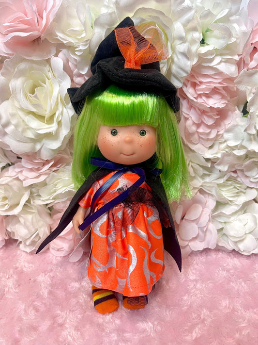 Halloween Little Mia Doll 4