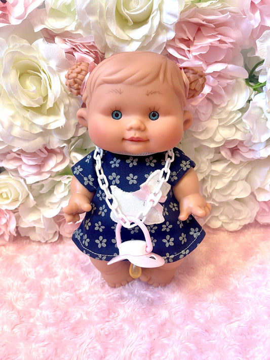 Medium Doll 15